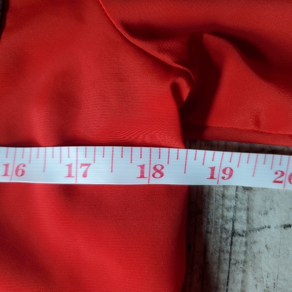 Worthington Petite Size 6 Red and Black Lightweight Button Up Blouse EUC - Picture 5 of 16